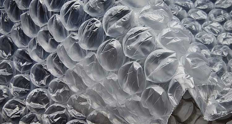 تاریخچه تولید و استفاده از پلاستیک حبابدار